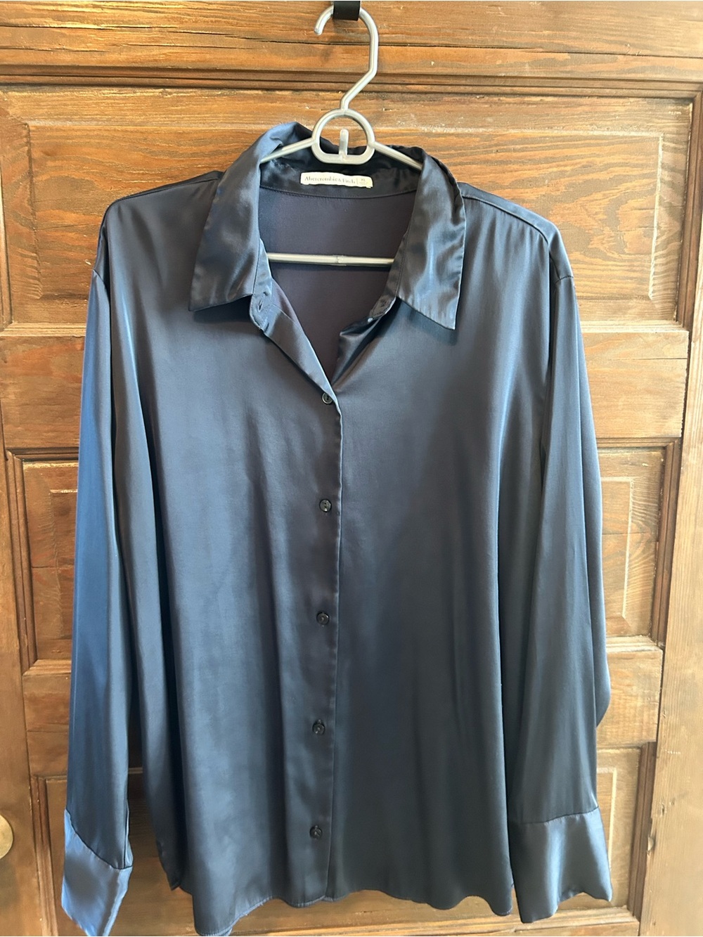 Abercrombie & Fitch Long-Sleeve Navy Satin Button-Up Shirt